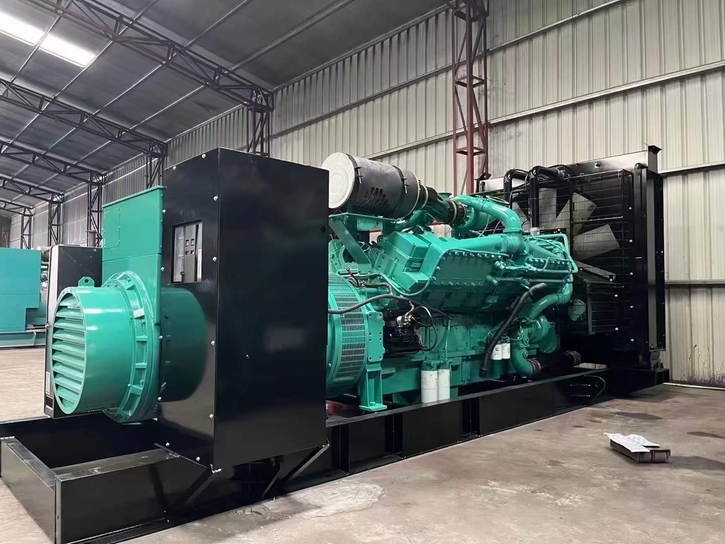 博爱如何降低 800kW 柴油发电机输出电流的波动？